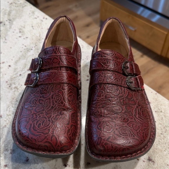 Alegria Shoes - Alegria Alli Women Shoe Eau 40           Alli Oxblood Bloom Red Tooled Leather